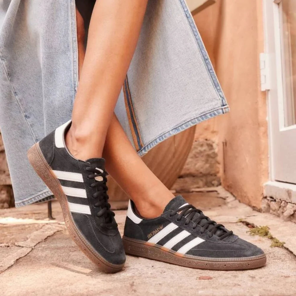 Handball Spezial Schwarz Gum