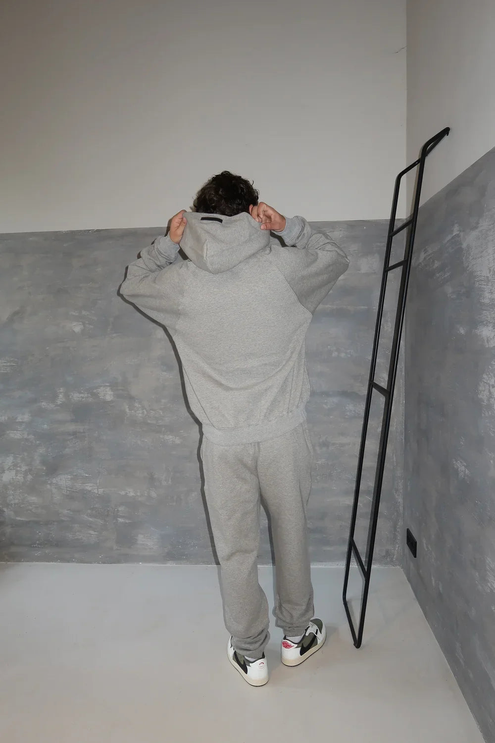 Fear of God Essentials 1977 Dark Oatmeal Komplettset