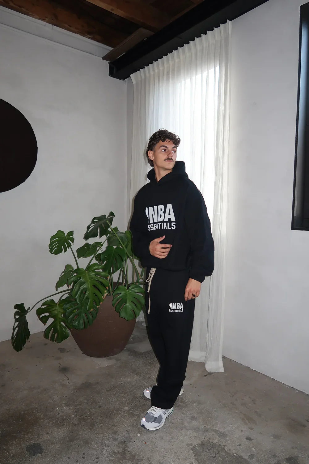 Fear of God Essentials NBA Schwarz Grau Komplettset